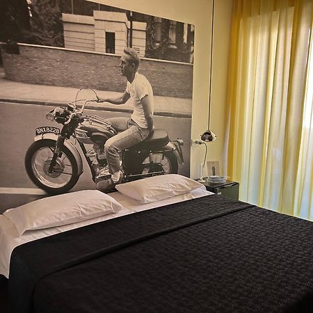 Hotel Perla - The Storyhoteller Riccione Ngoại thất bức ảnh