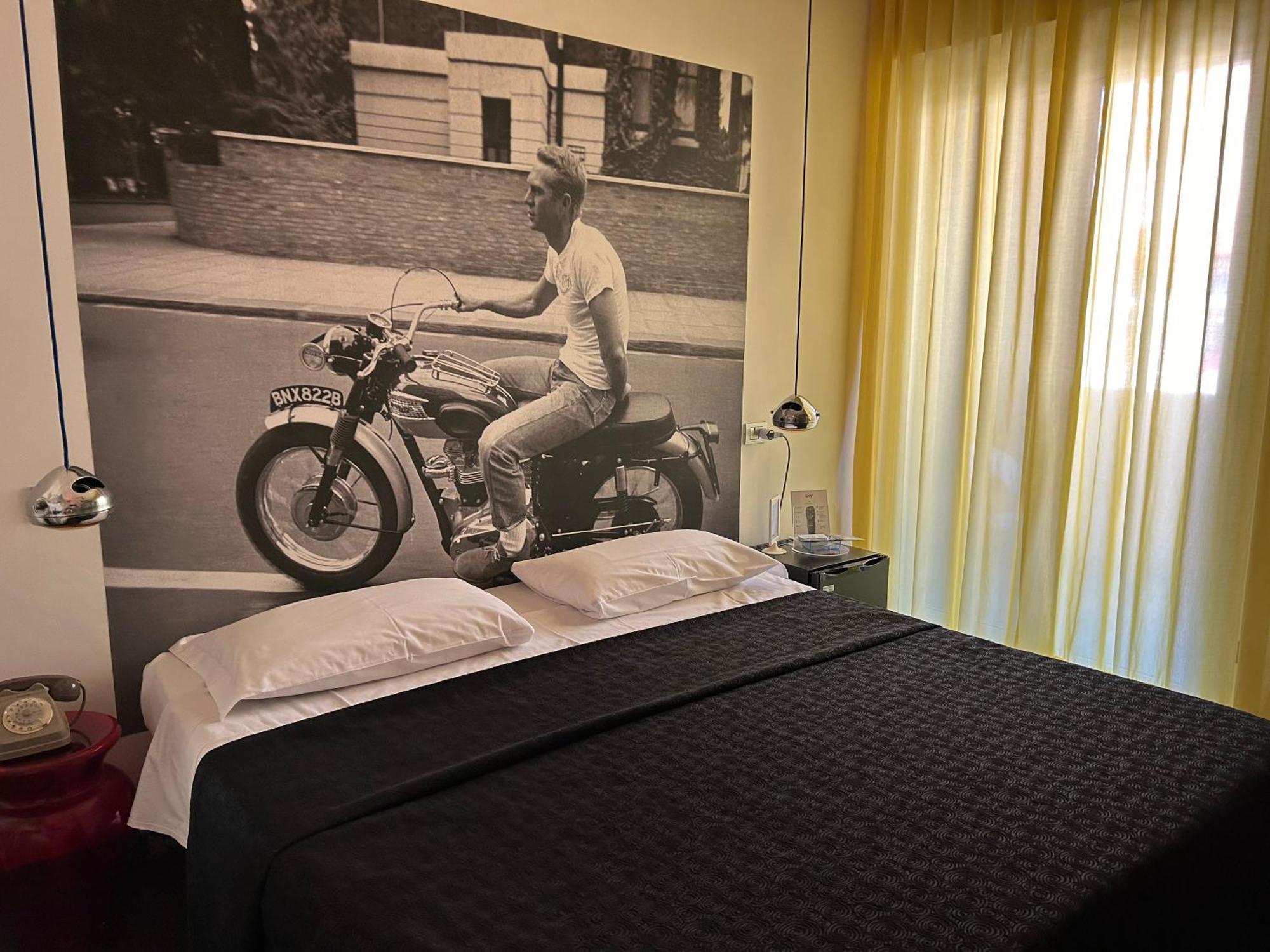 Hotel Perla - The Storyhoteller Riccione Ngoại thất bức ảnh