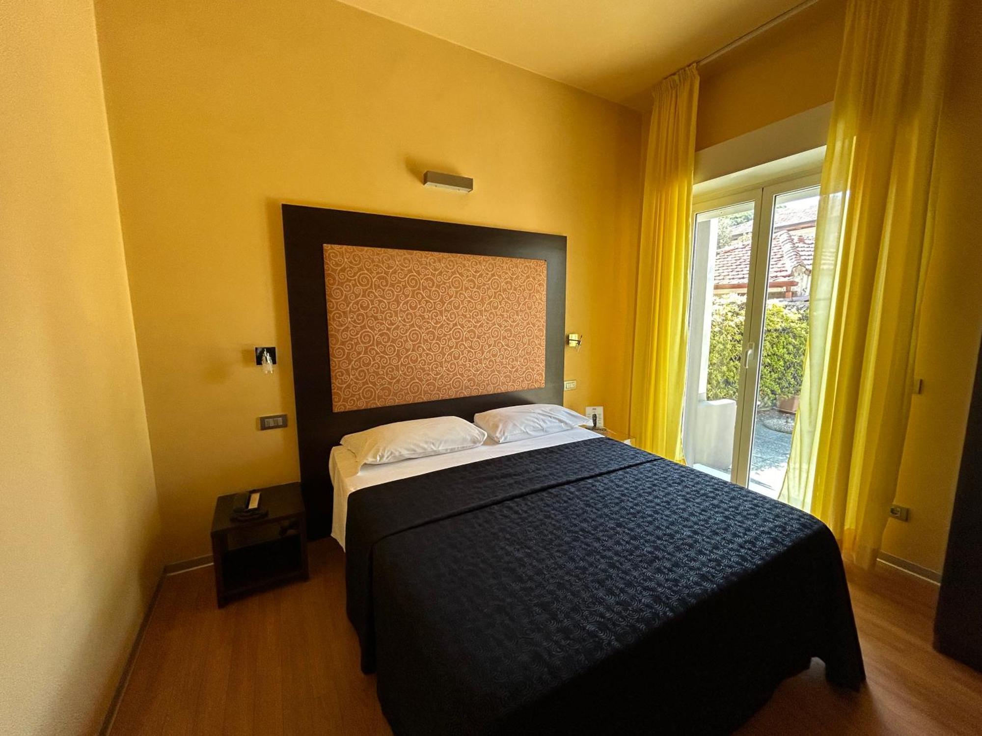 Hotel Perla - The Storyhoteller Riccione Ngoại thất bức ảnh
