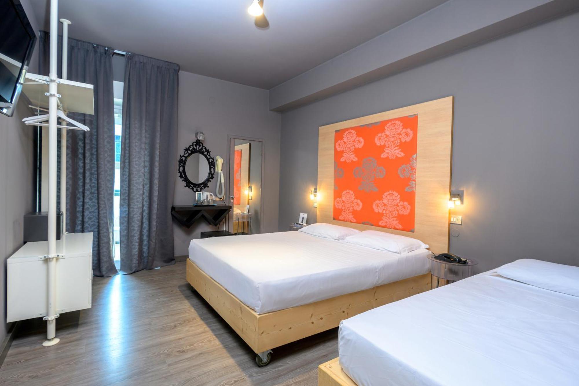 Hotel Perla - The Storyhoteller Riccione Ngoại thất bức ảnh