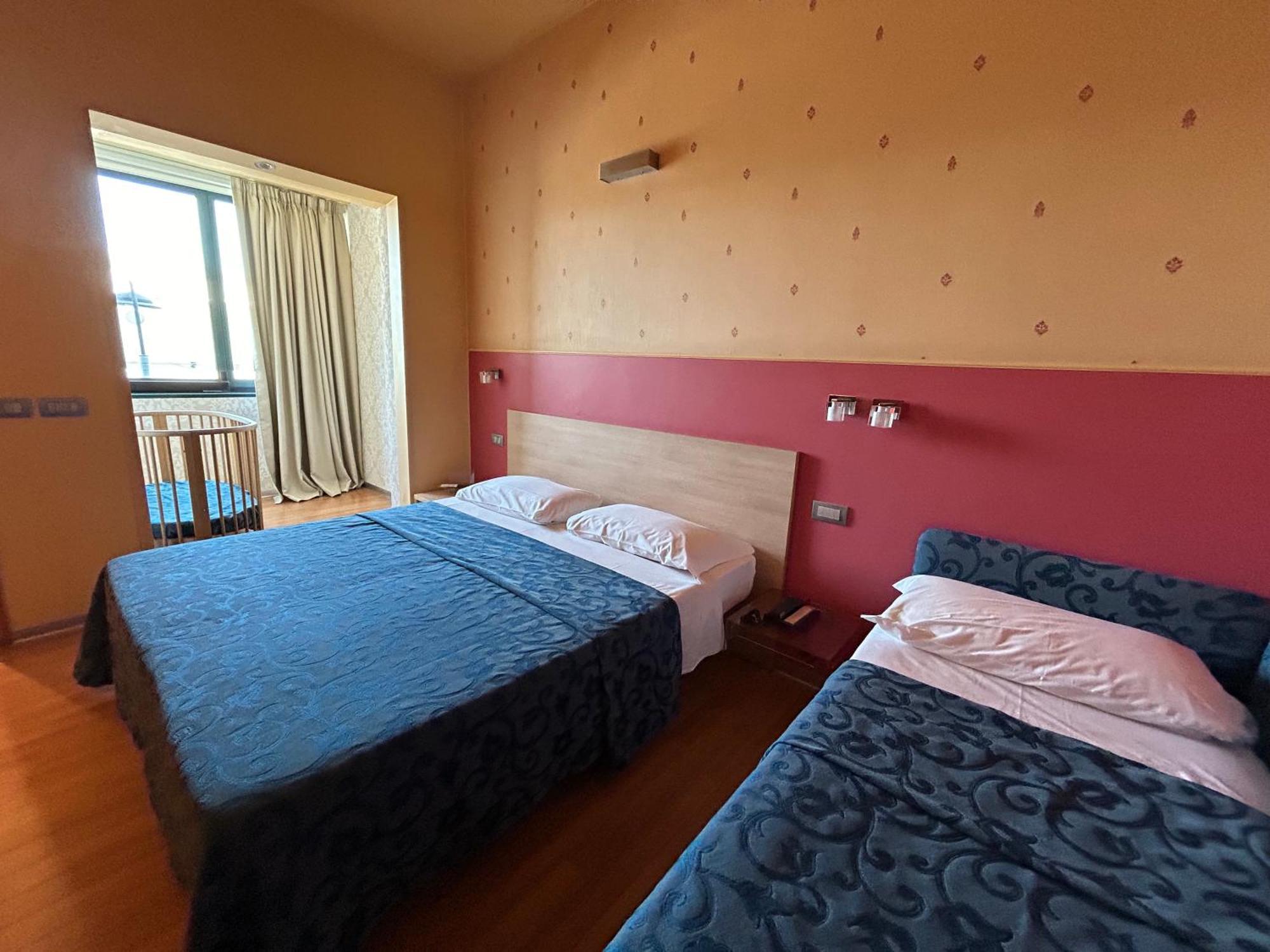 Hotel Perla - The Storyhoteller Riccione Ngoại thất bức ảnh